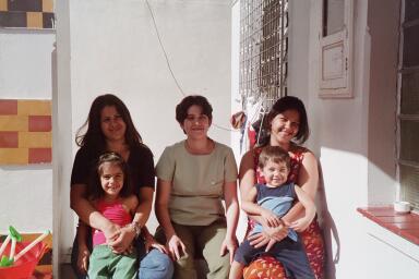 Von links: Marcia und Taina, Jackeliny, Priscilla und Vitor Hugo. Eine ganz bezaubernde Familie, mit der wir die meiste Zeit unseres Urlaubes verbrachten.